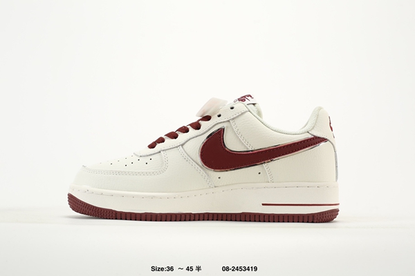 ナイキ靴側面デザイン